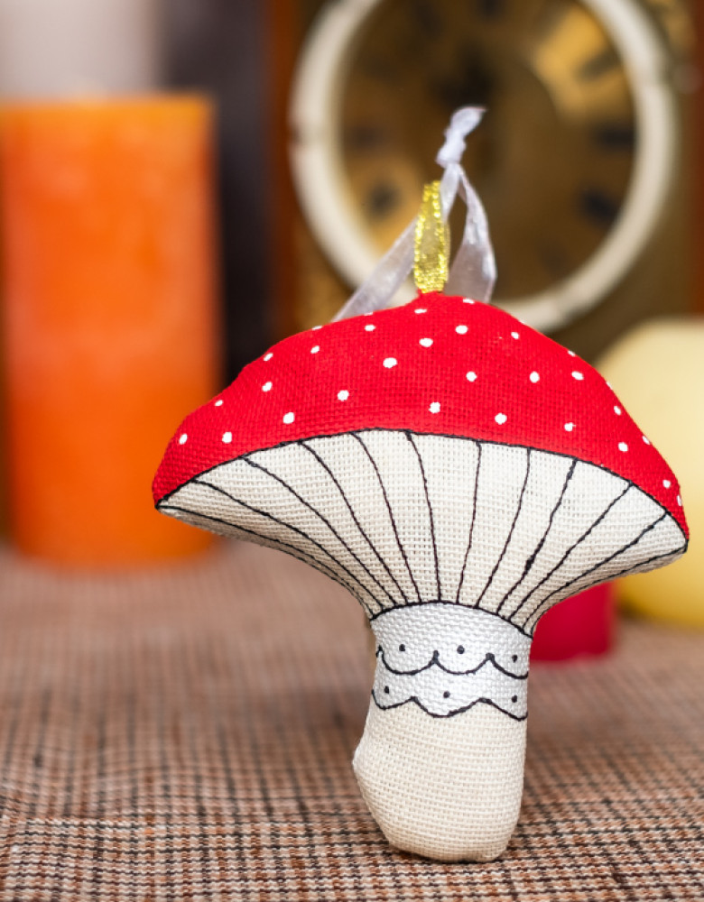 A fairy tale in a handmade box "Alice in Wonderland"