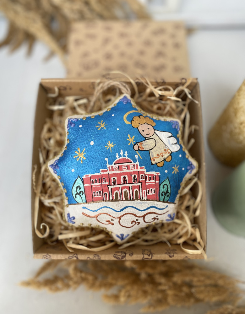 Vanilla star souvenir "Kropivnytskyi Drama Theater with an angel"