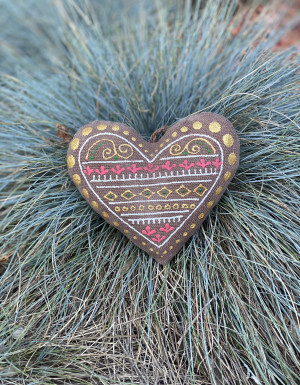  Coffee-Scented Souvenir "Heart with Little Snakes"