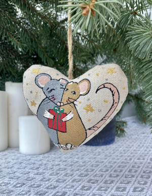 Vanilla Heart with Rats