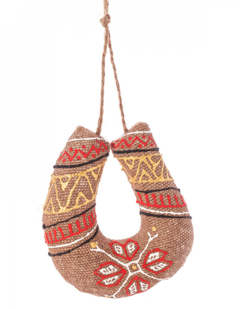 Horseshoe with a red painting
