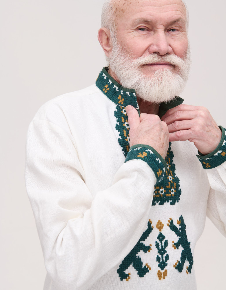 Men's embroidered shirt with bears 