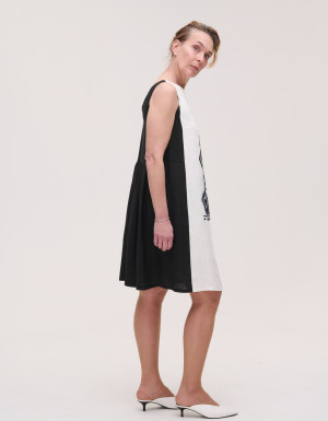 Linen Dress with Hand Embroidery “Berehynia”