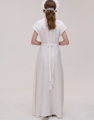 White linen dress Kniahynia