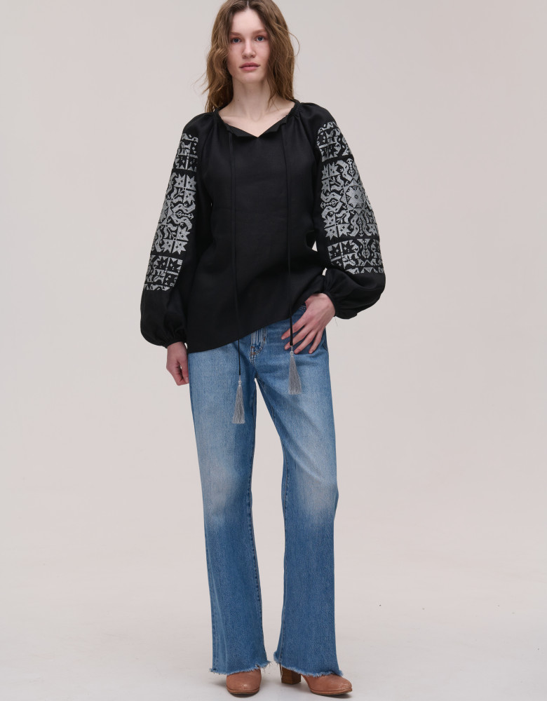 Pair of embroidered black linen Zirka
