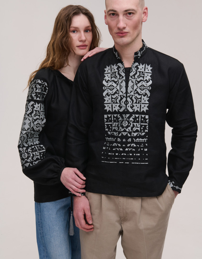 Pair of embroidered black linen Zirka