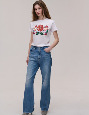 Knitted white t-shirt "Fieldflower"