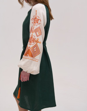 Green linen dress "Infinity"