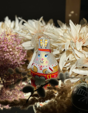 Sculptural souvenir "Bunny in an embroidered dress"
