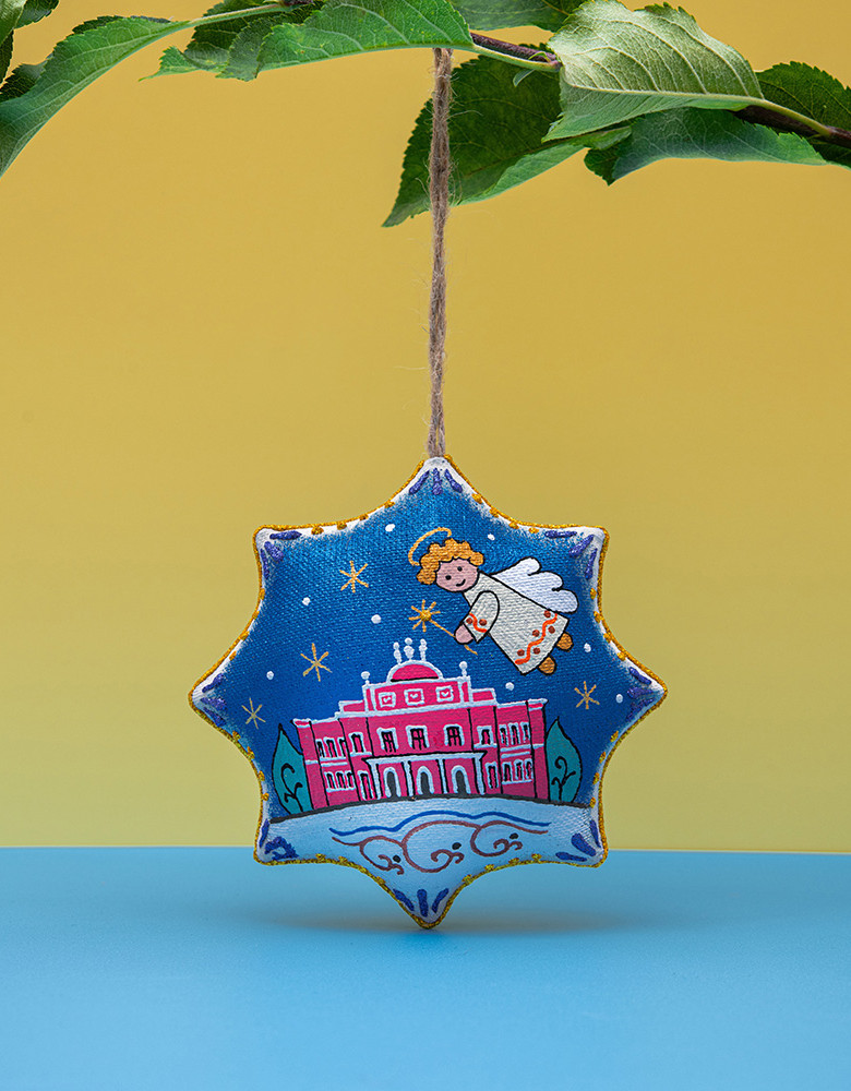 Vanilla star souvenir "Kropivnytskyi Drama Theater with an angel"
