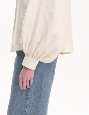 Basic Women’s Beige Shirt