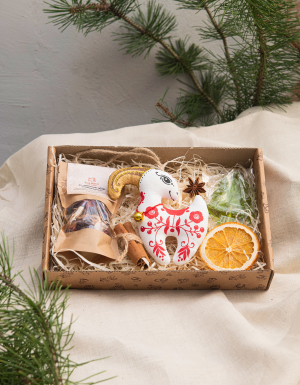 New Year's Gift Set 2027 "From the Generous Goat"
