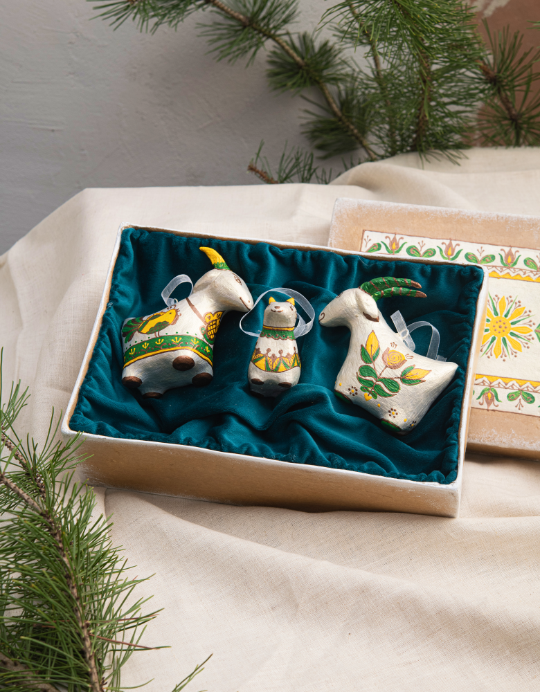 Premium Gift Set "The Goat Family from Kosiv"