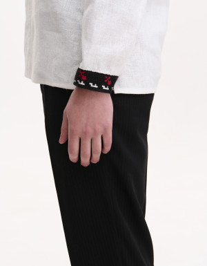 Men’s Linen Vyshyvanka with Hand Embroidery “Trident”