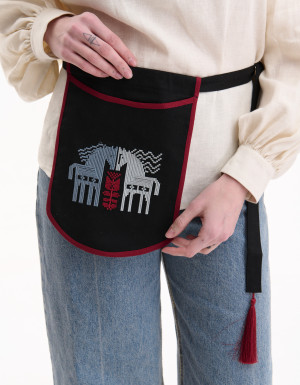Pouch “Loving Horses”