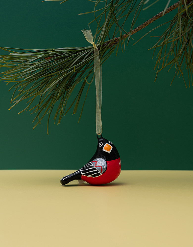 Christmas Ornament "Bullfinch" (sculpture)