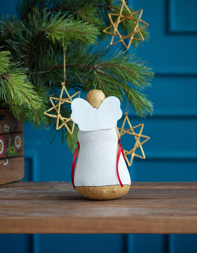 Souvenir “Buckwheat Angel with Wreath”
