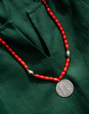Coral Necklace “Silver Legend”