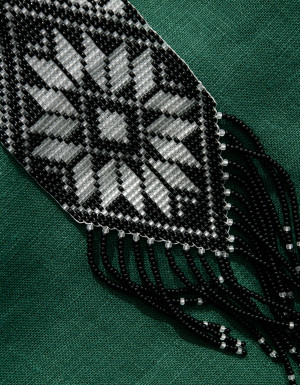 Beaded Necklace “Black & White”