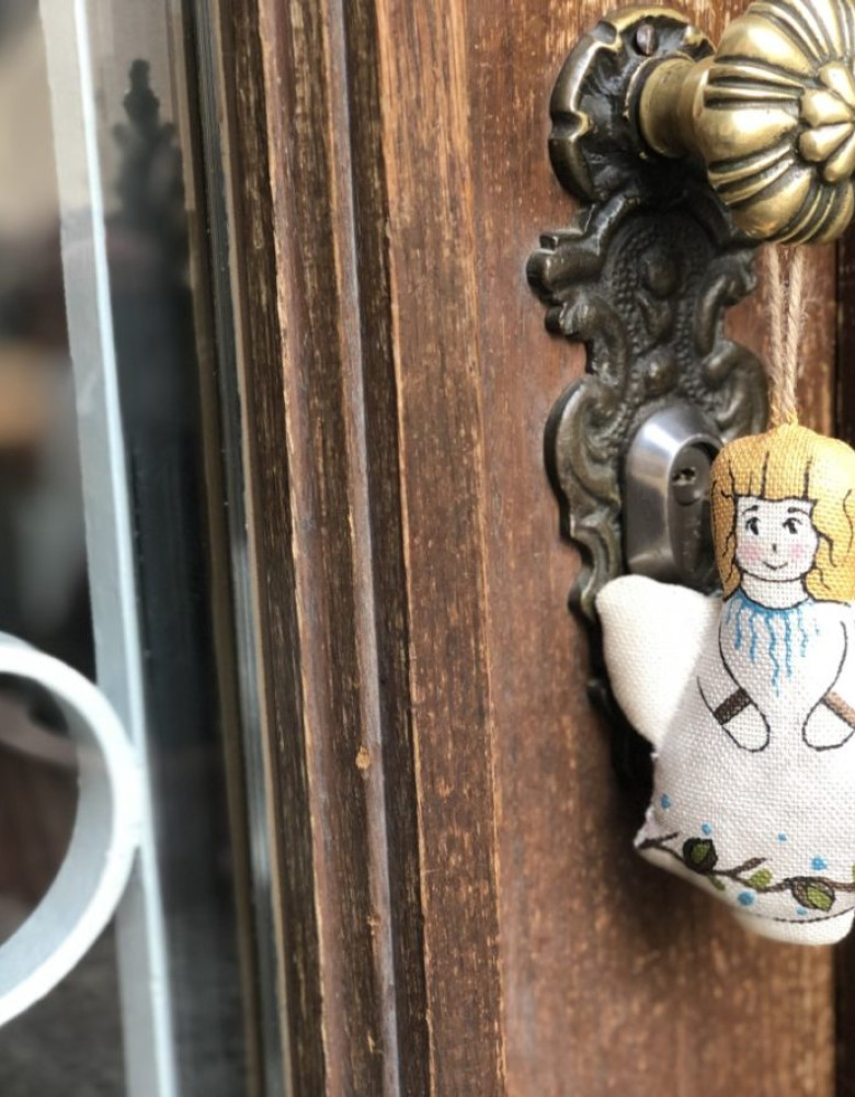 Сувенір ванільний ароматизований  "Янгол з бруньками"