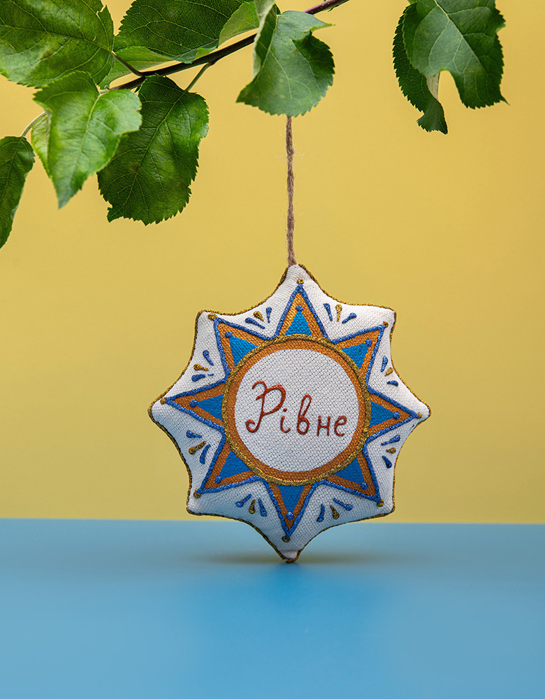 Vanilla star souvenir "St. Anthony's Church, Rivne"