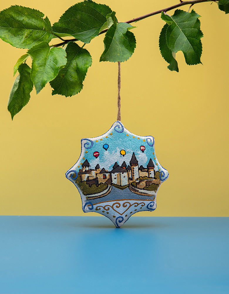 Kamianets-Podilskyi vanilla star souvenir