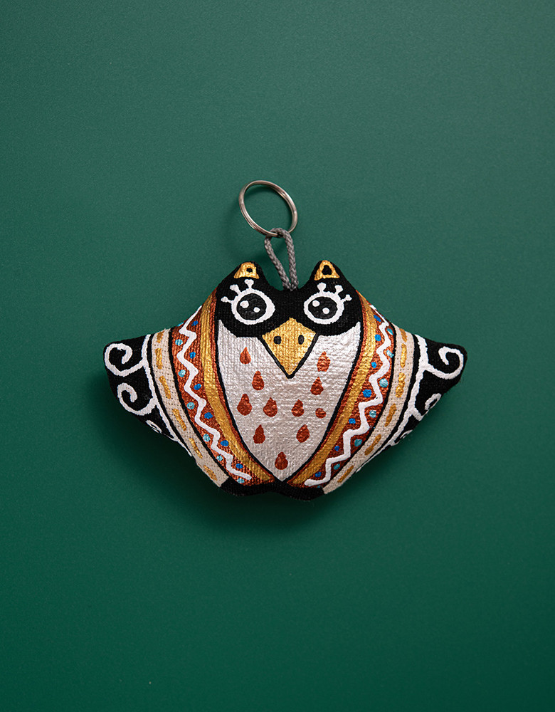Keychain «Owl in a Holiday Shirt»