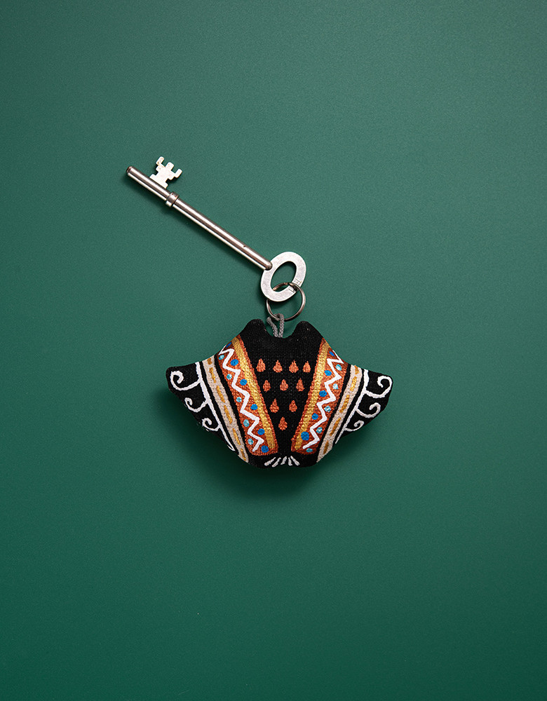 Keychain «Owl in a Holiday Shirt»